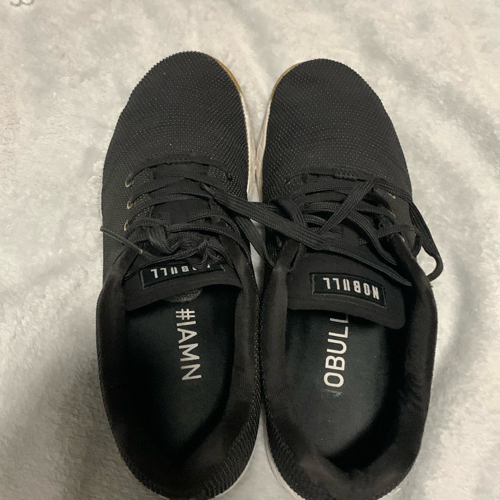 Size 11.5 mens no bull shoes good condition very comfortable shoe/womans 13